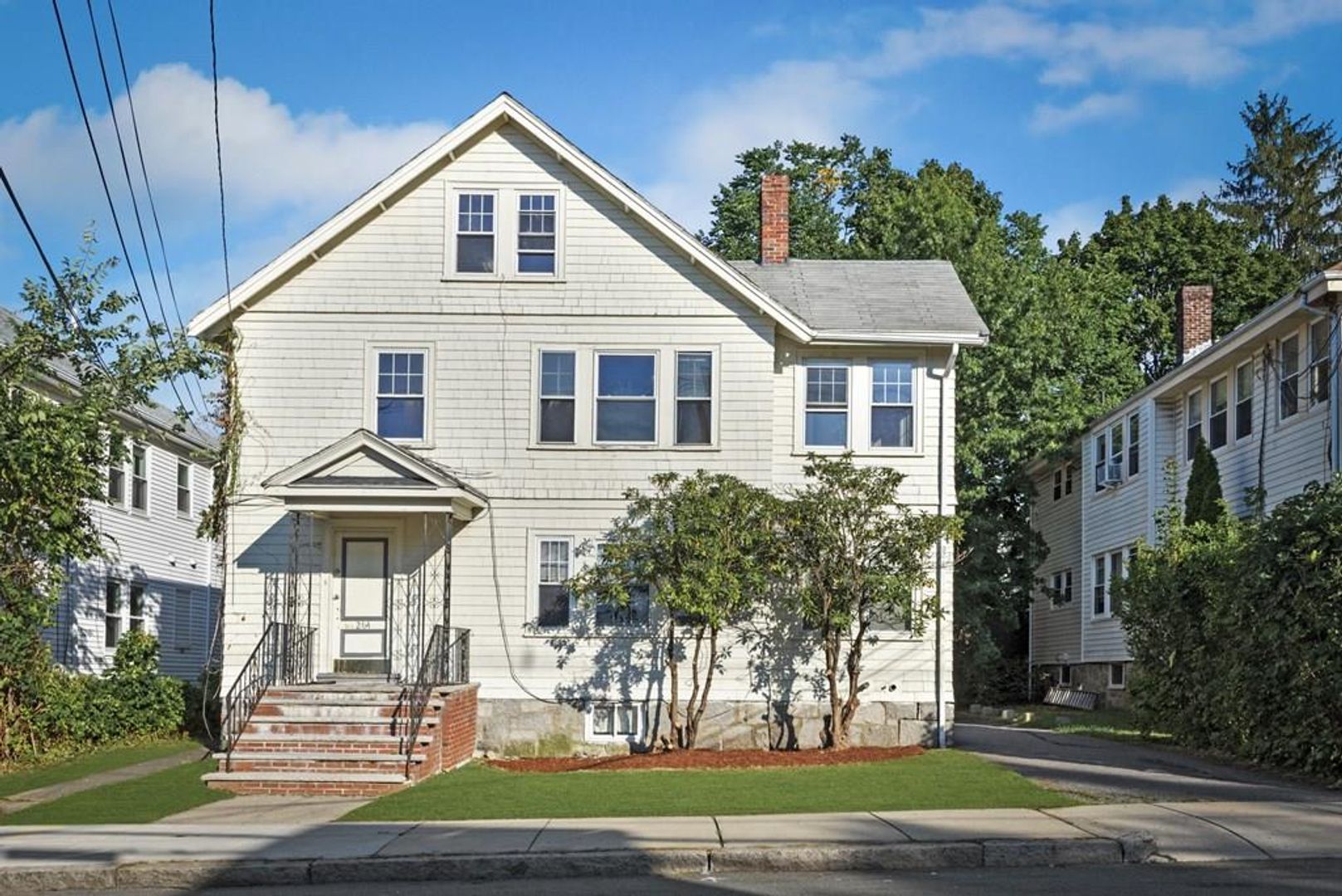 Boston Condo: 266 Foster St.,
