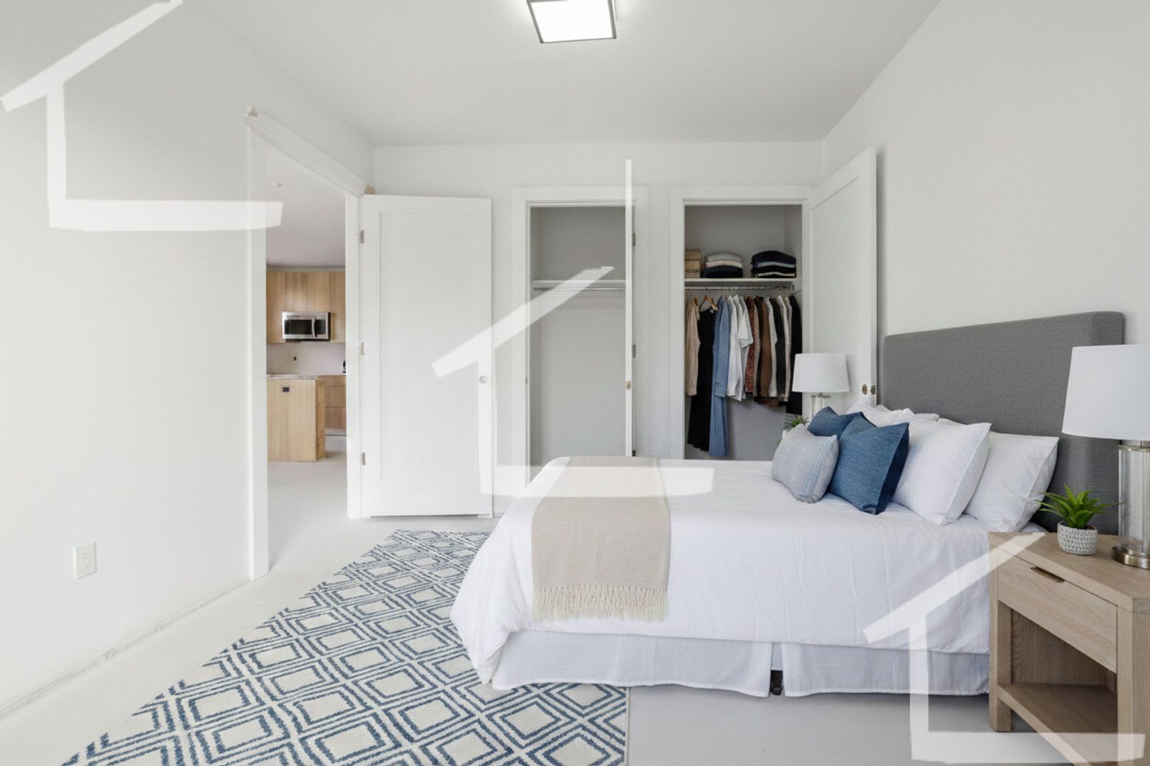 Allston Condo: 1035 Commonwealth Ave