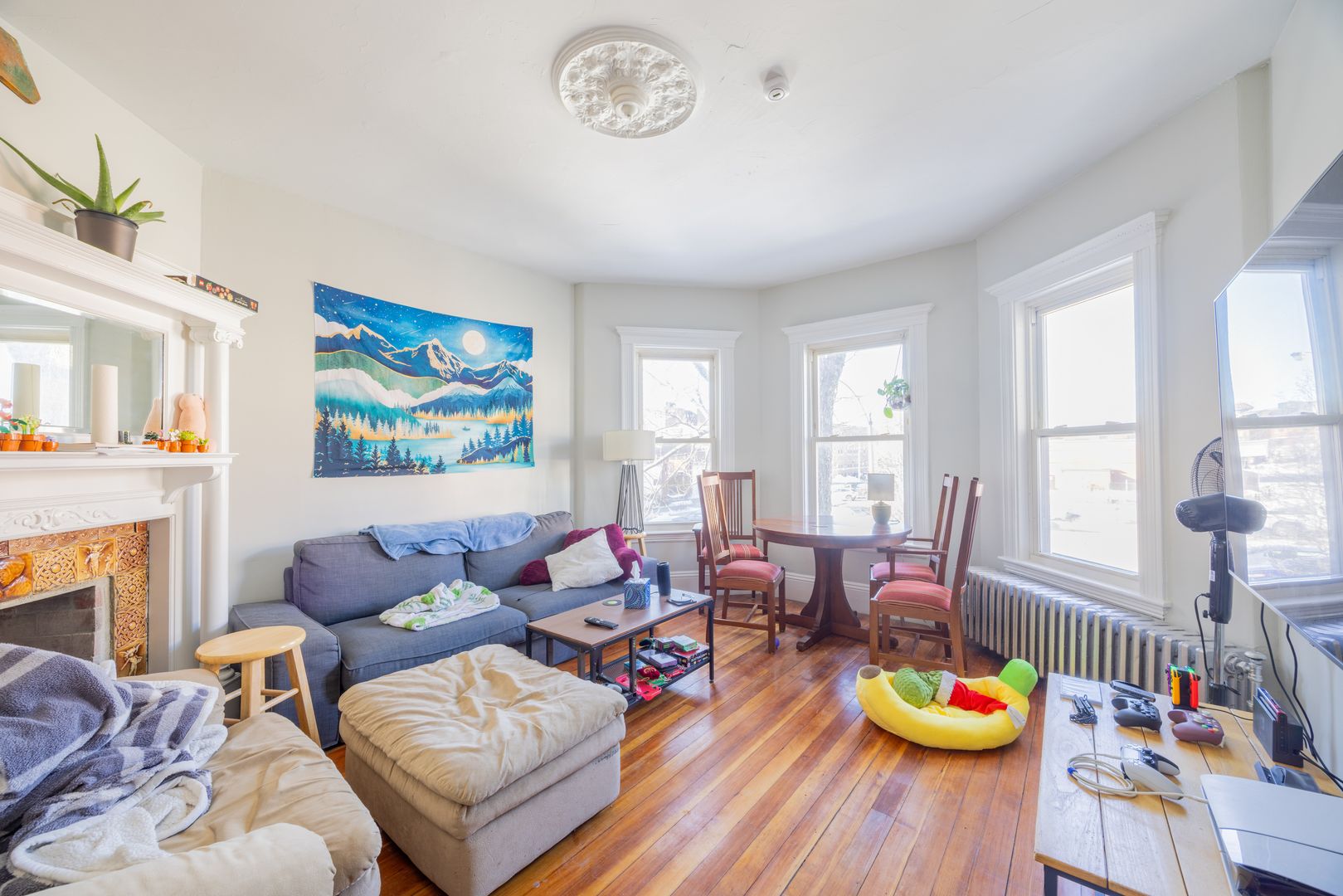 Boston House: 30 Brainerd Rd