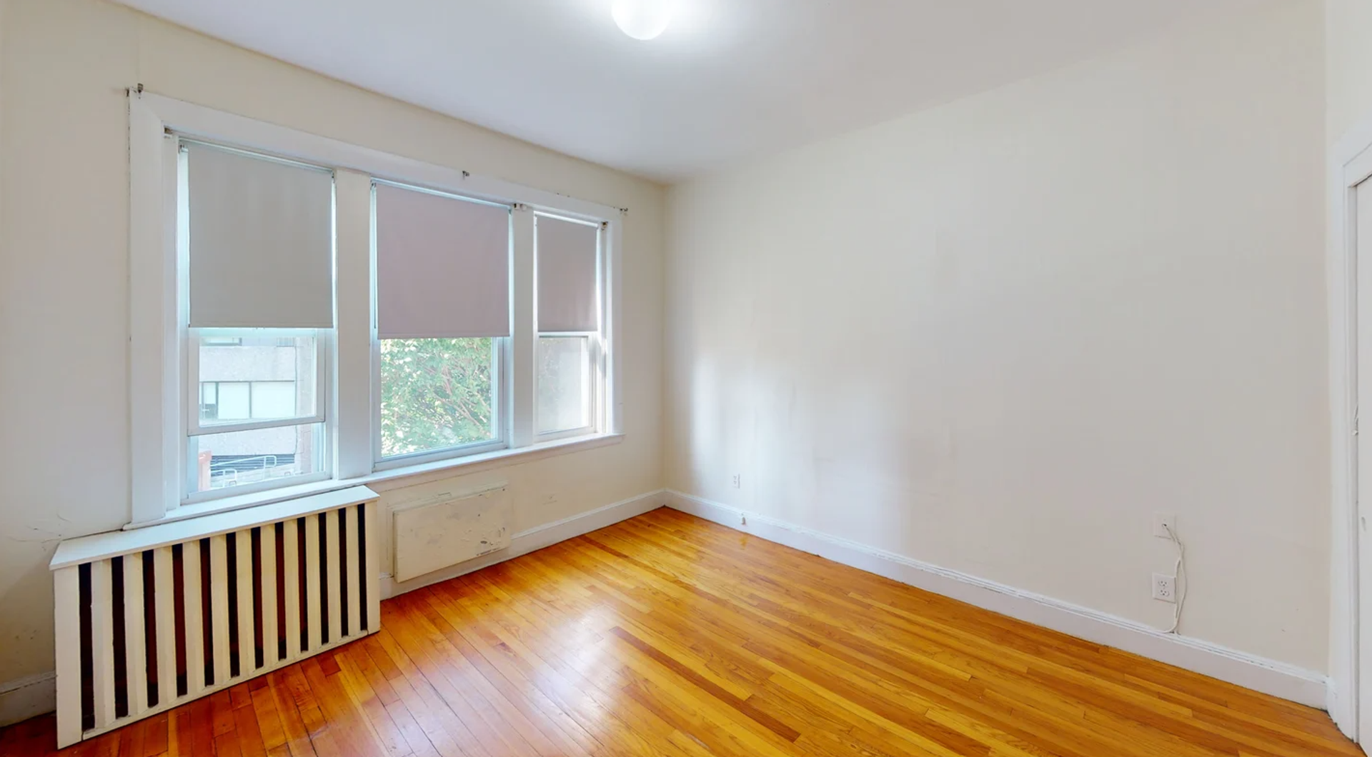 Brookline Condo: 33 Lancaster Terrace