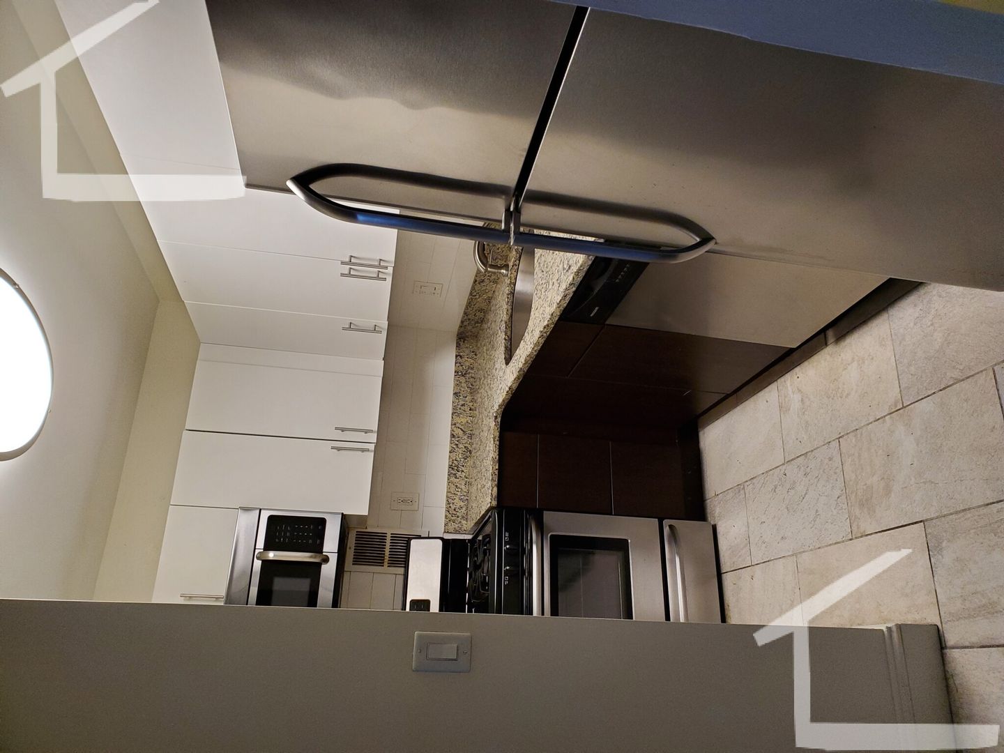 Brookline Condo: 185 Freeman St