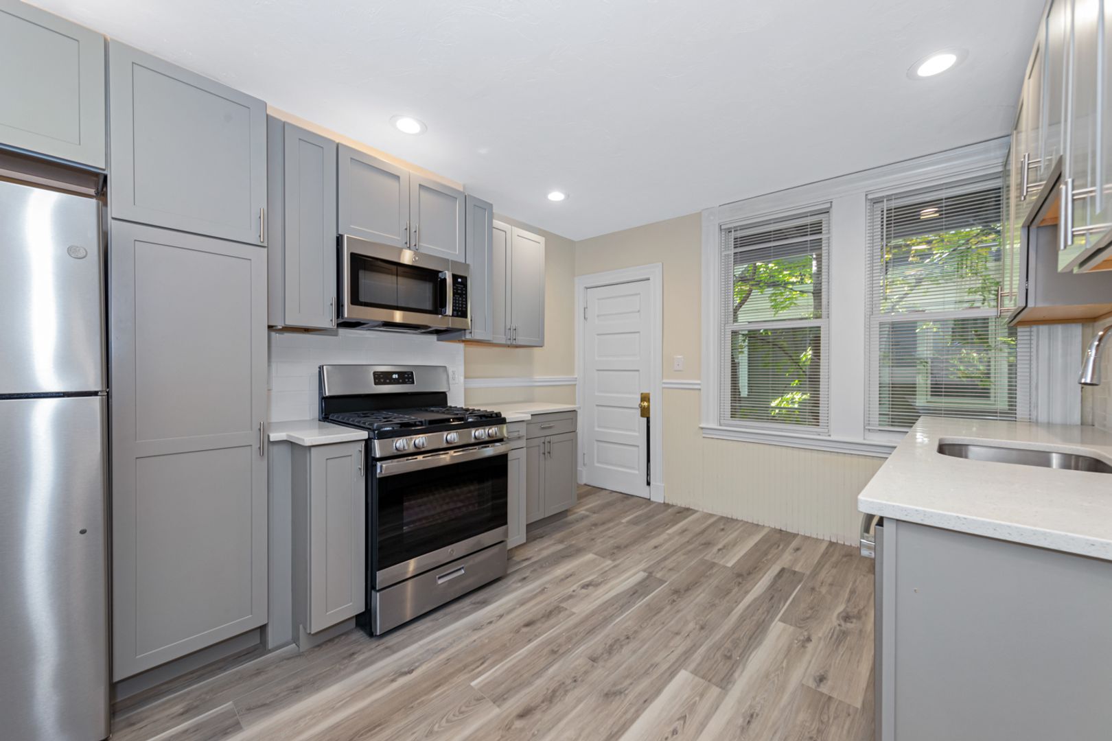 Boston Condo: 46 Brackett St