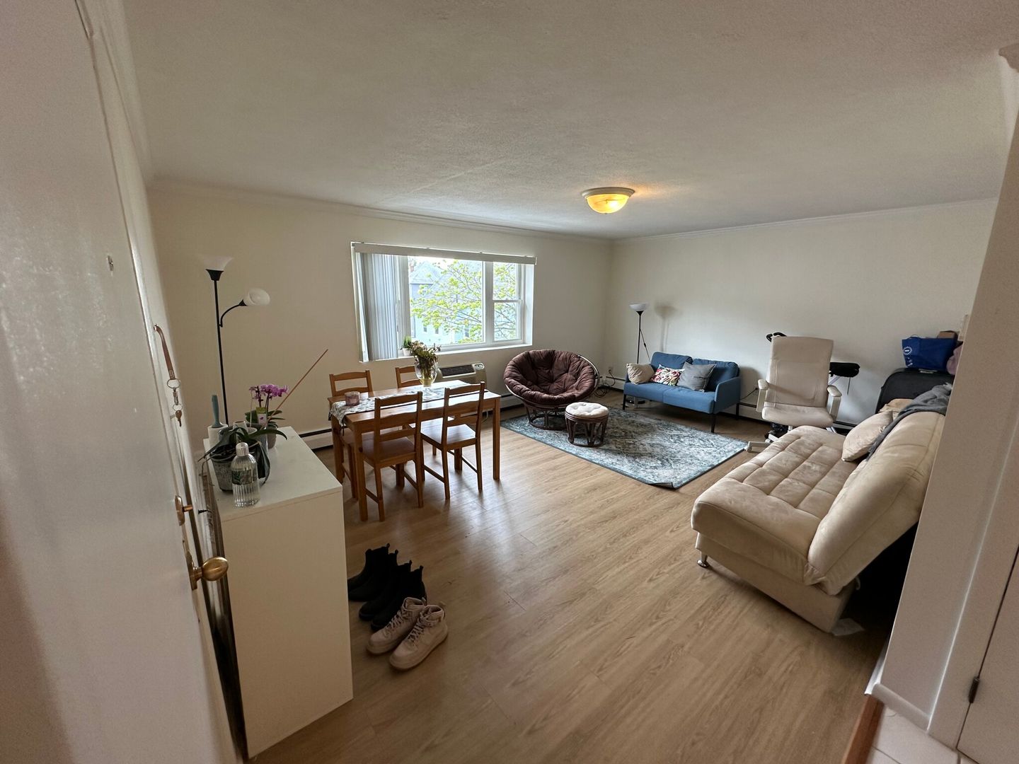 Boston House: 22 Westford St