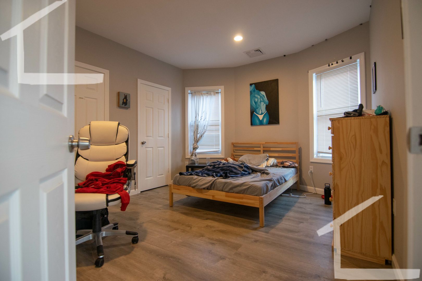 Boston Condo: 43 Long Ave