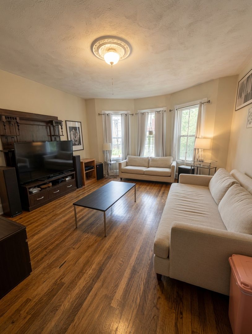 Boston Townhome: 30 Mansfield Street