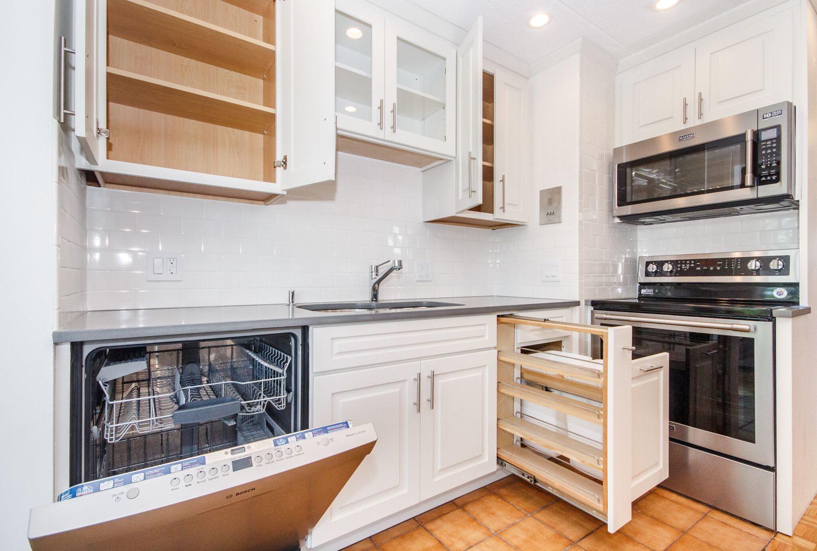 Brookline Condo: 31 Harris St.,