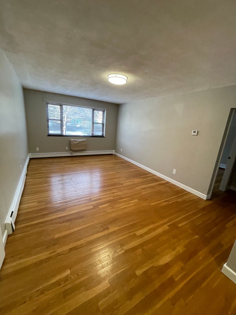 Newton Condo: 278 Grove Street