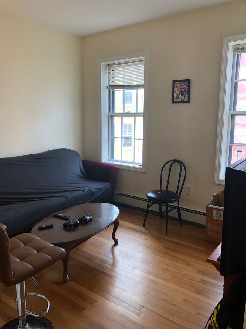 Boston Condo: 28 Phillips