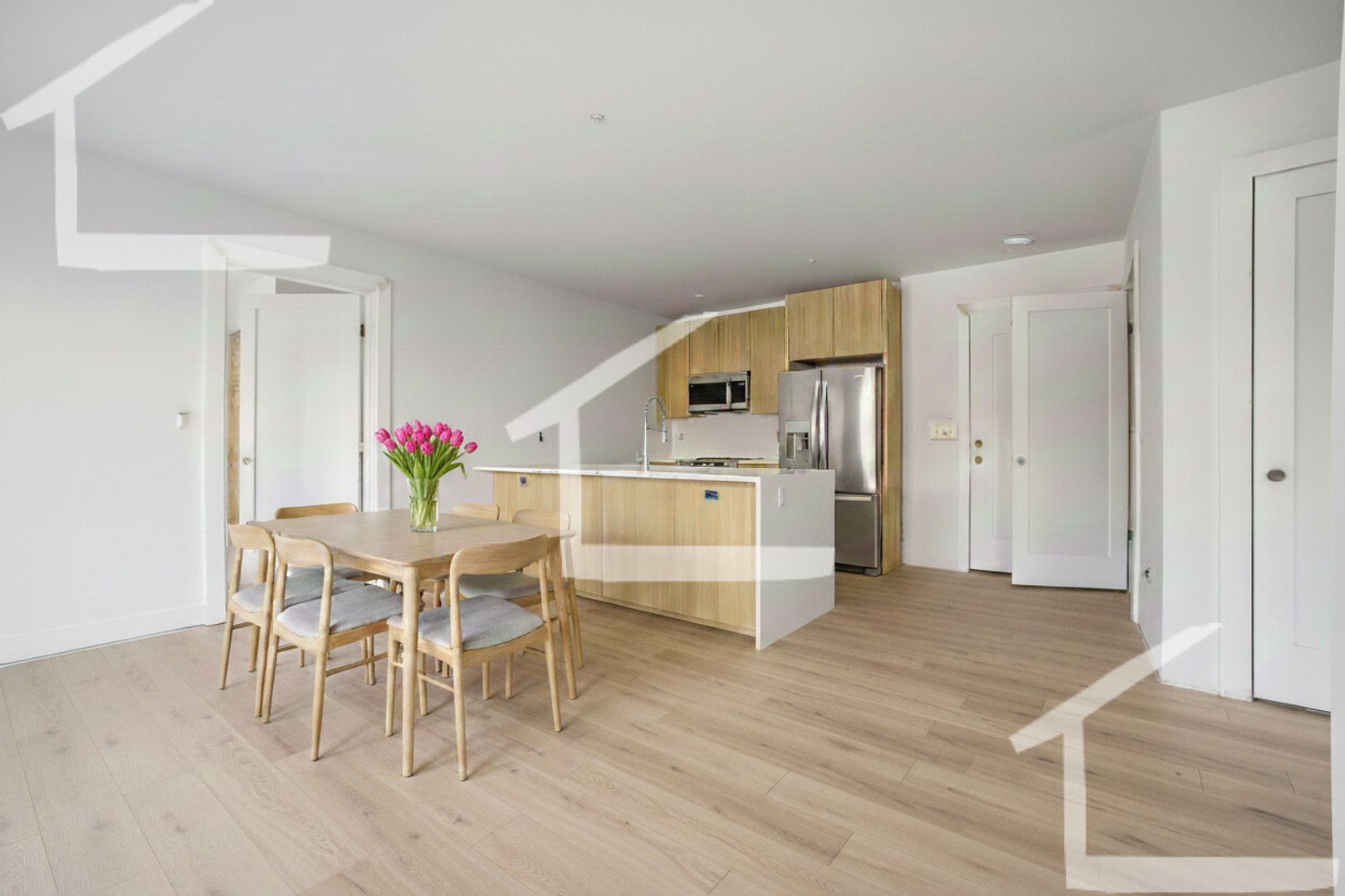 Boston House: 1053 Commonwealth Ave.