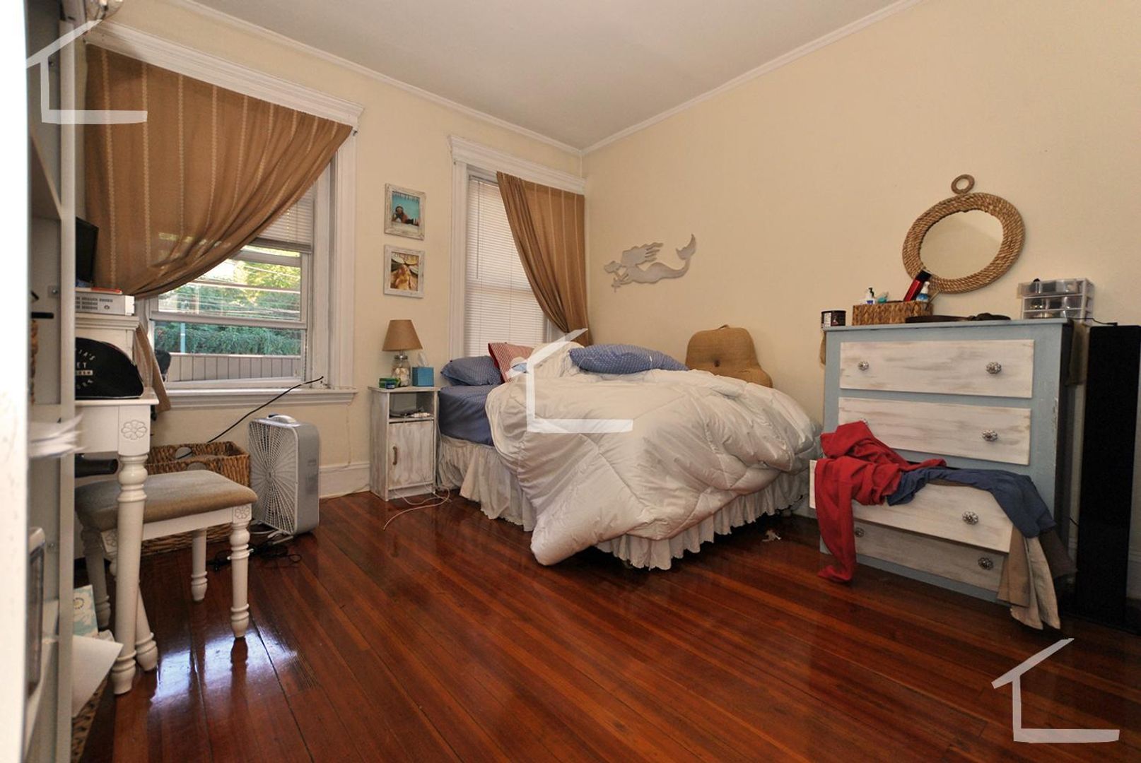 Brookline Condo: 10 Strathmore rd