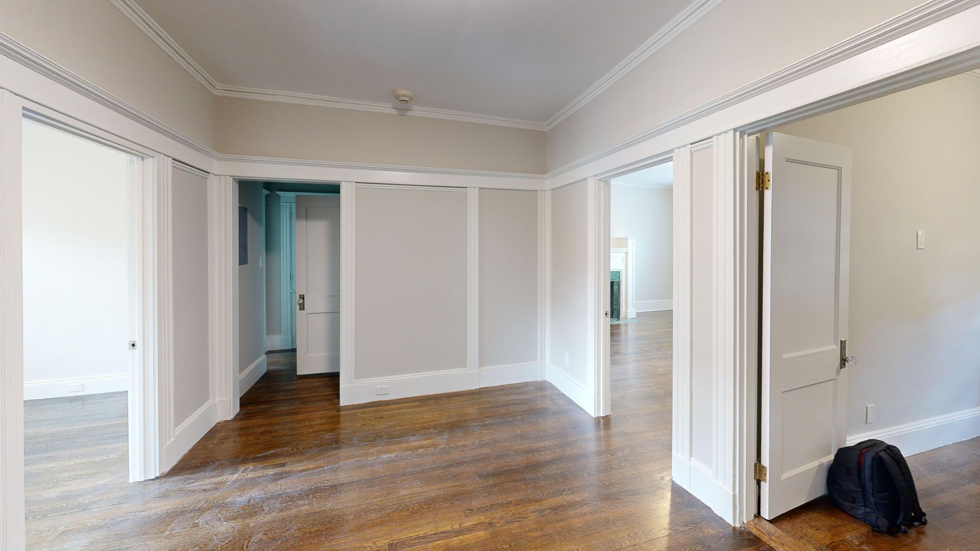 Boston House: 6 Radcliff rd