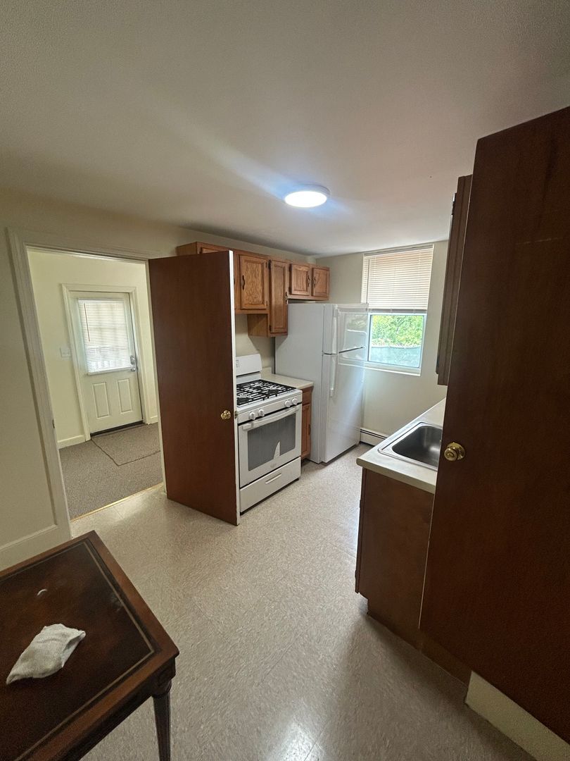 Waltham House: 54 Rumford AVe
