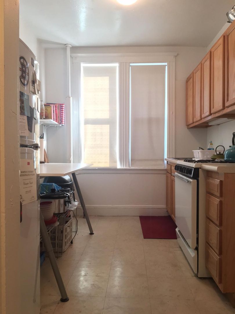Brighton House: 1626 Commonwealth Ave.