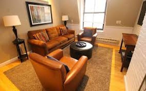 No Brokers Fee Unit in Back Bay. Laundry on a Site, Hot Water Included – photo 1