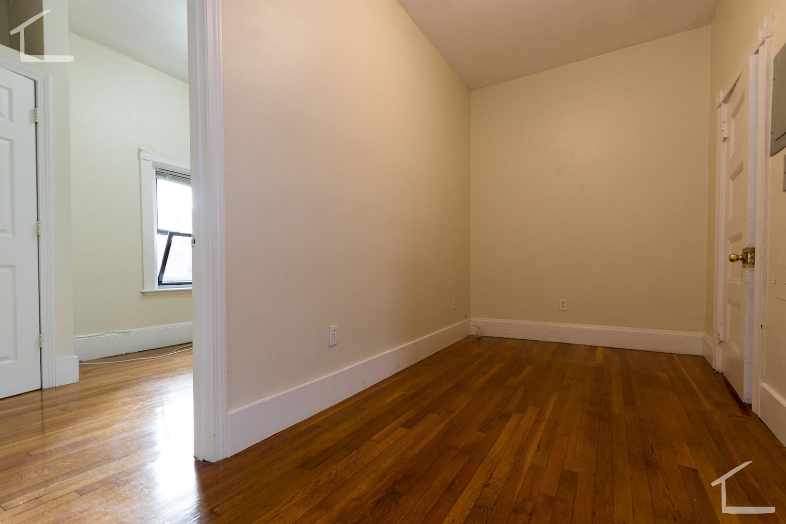 Boston House: 41 Bay State Rd.