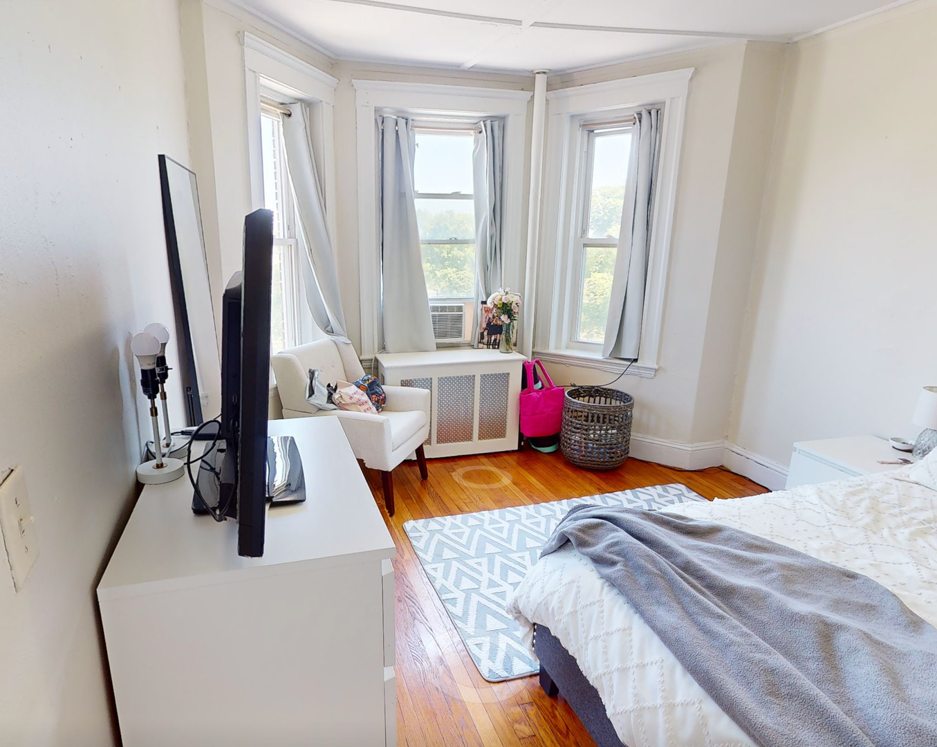 Boston Condo: 1173 Boylston St