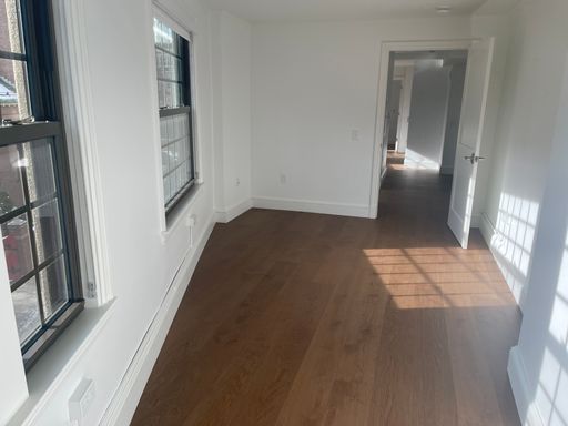 FREE MONTH & NO FEE Harvard Sq Studio Brand New Renovation
