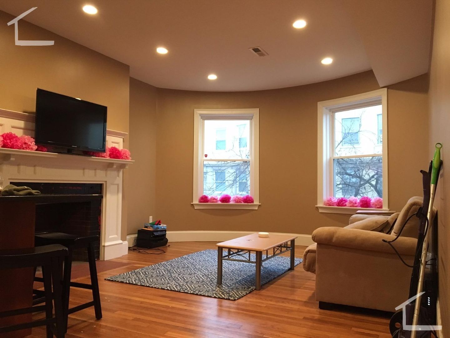 Boston Condo: 17 Saint Lukes