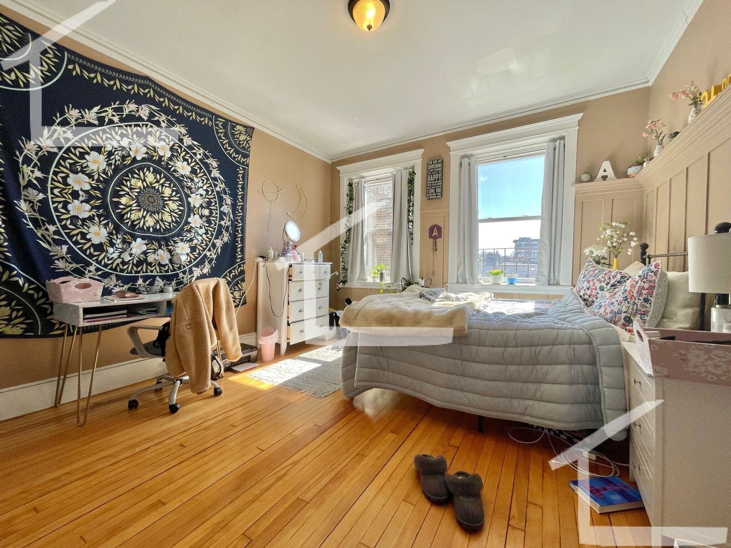 Boston Condo: 6-8 Glenville Ave