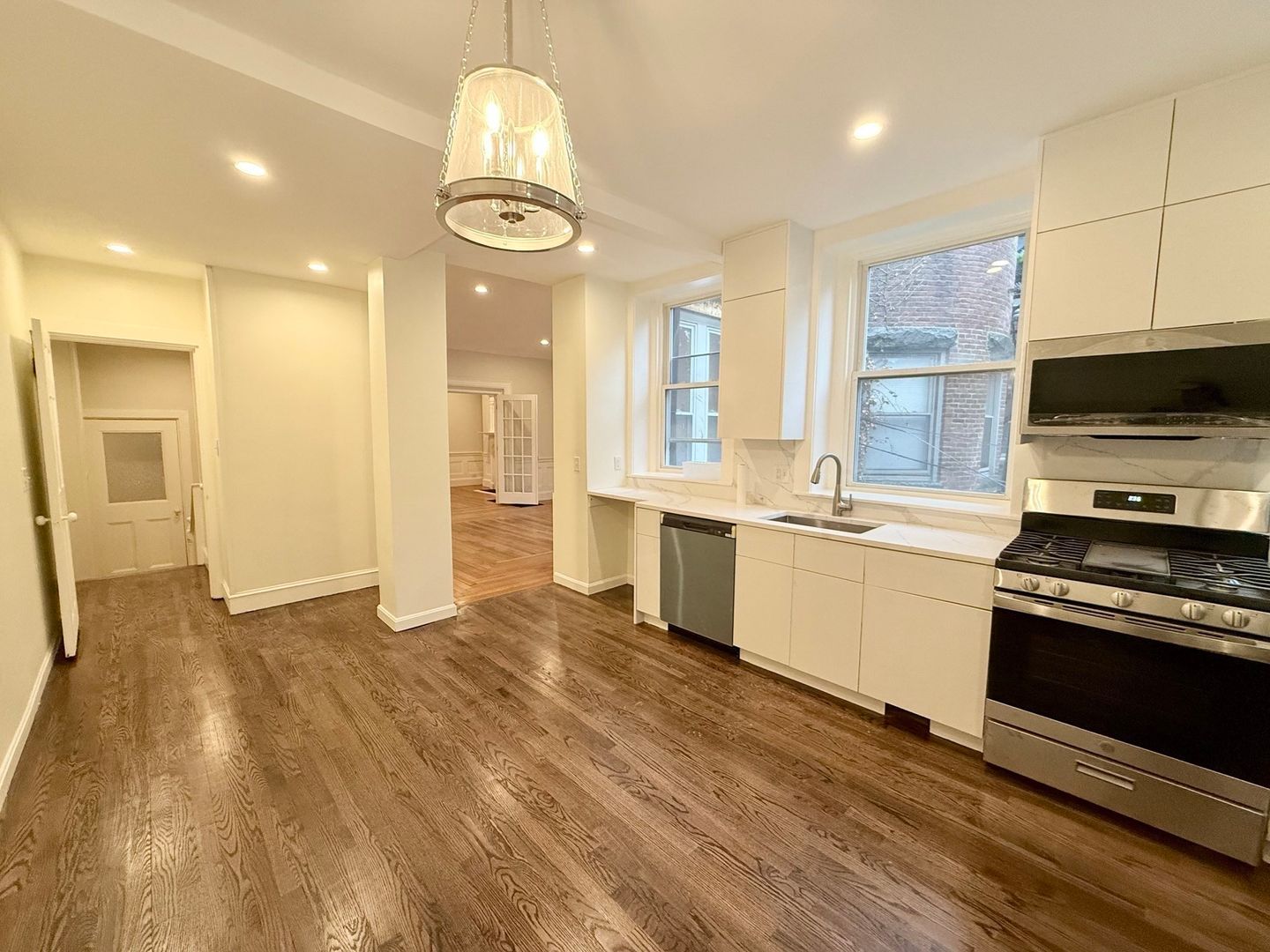 Brookline Townhome: 1726 Beacon Street