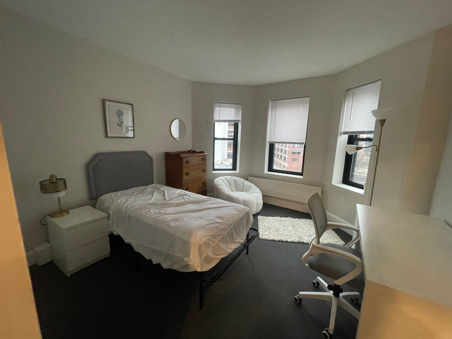 Boston Condo: 829 Beacon St