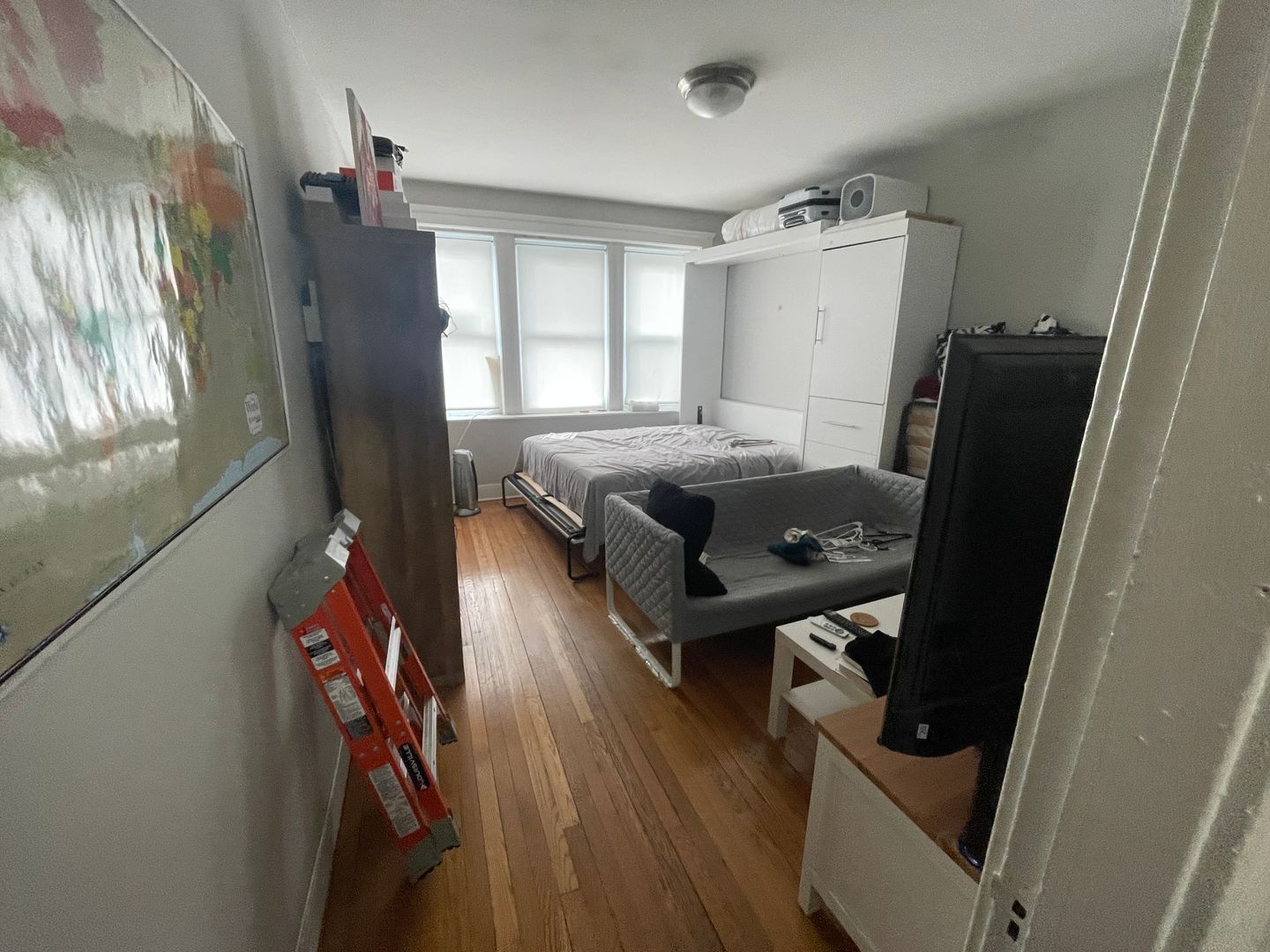 Boston House: 155 Kelton St