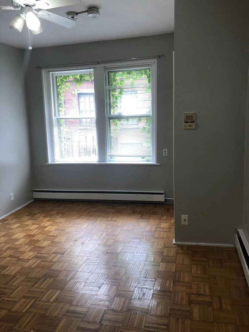 Boston Condo: 40 Anderson St