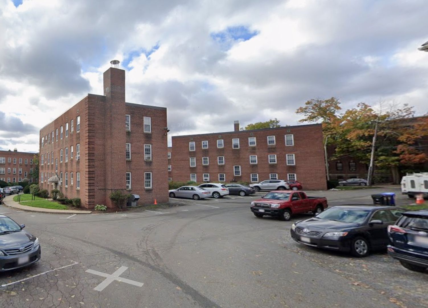 Brookline House: 29B Englewood Ave.