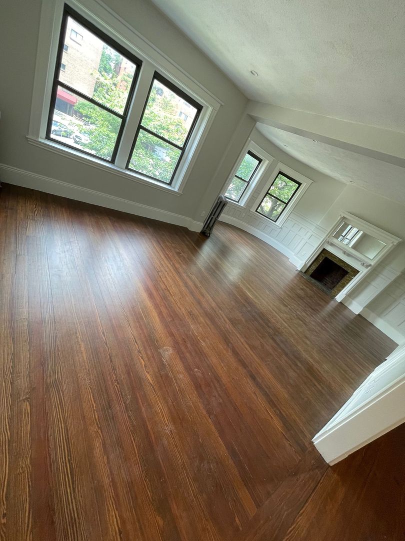 Brookline Condo: 1855 Beacon St