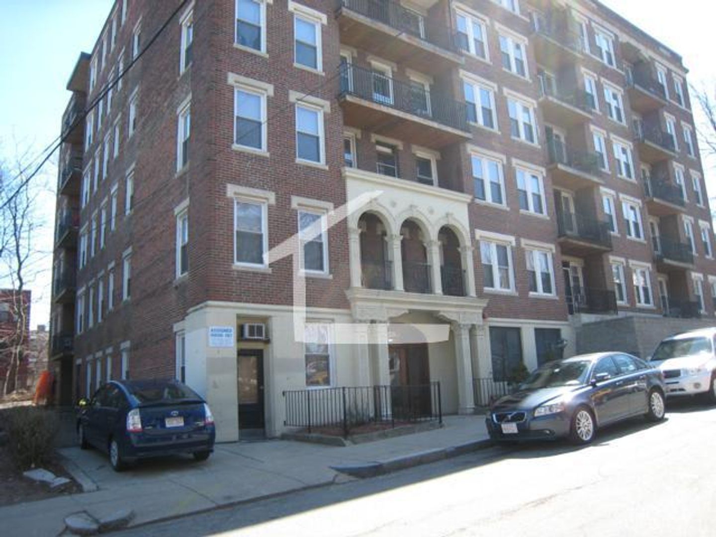 Boston Condo: 28 Quint Ave.