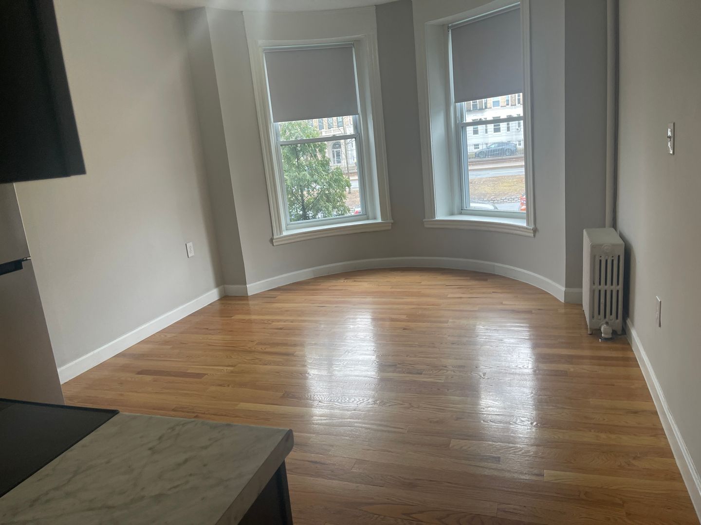 Boston House: 98 Gordon st