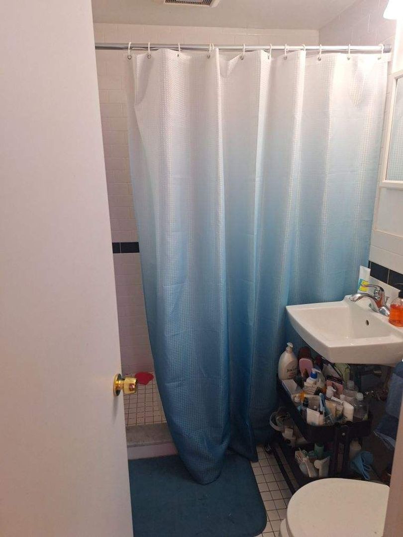 Boston House: 15 Euston Rd