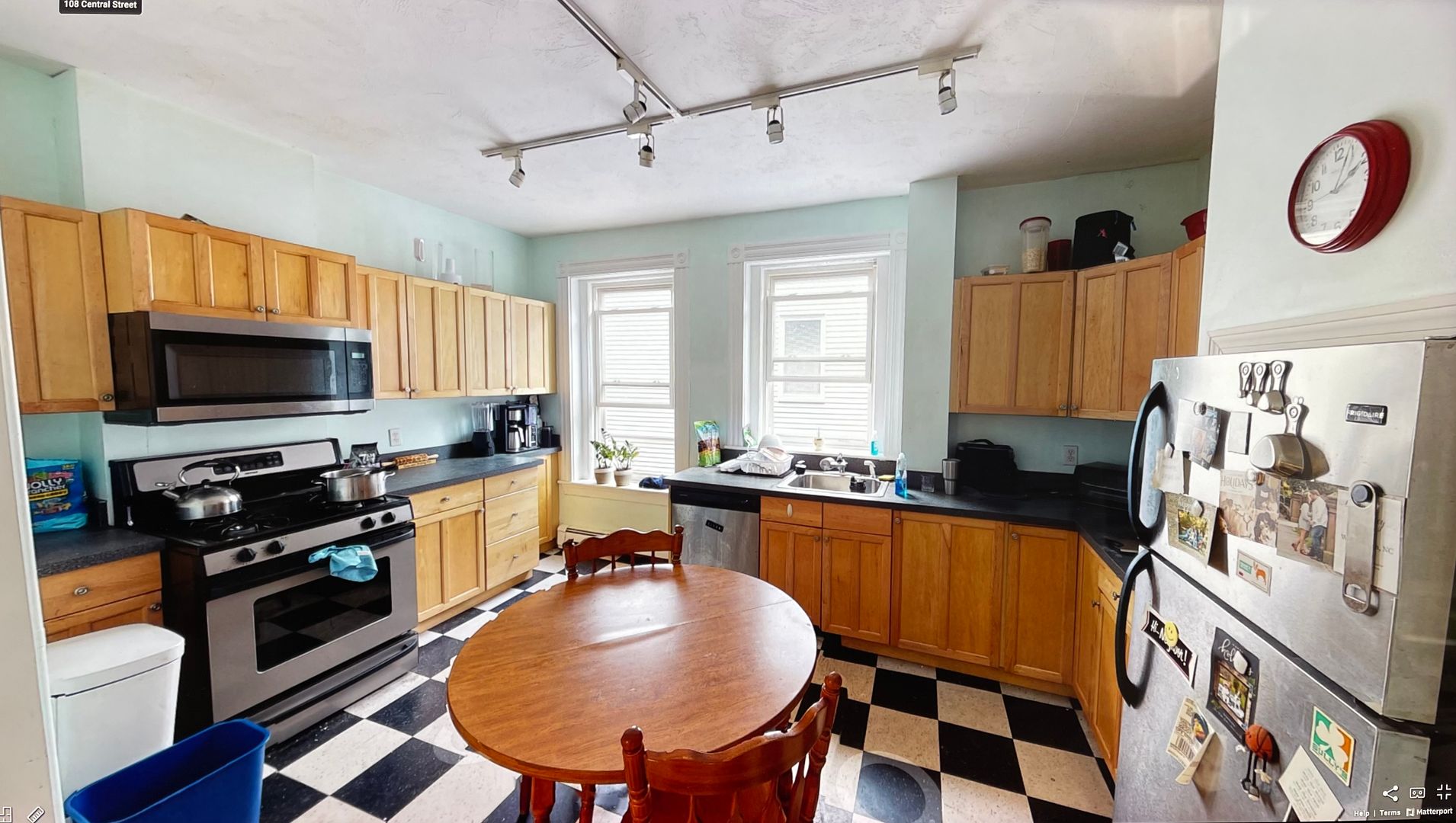 Somerville House: 108 Central St.