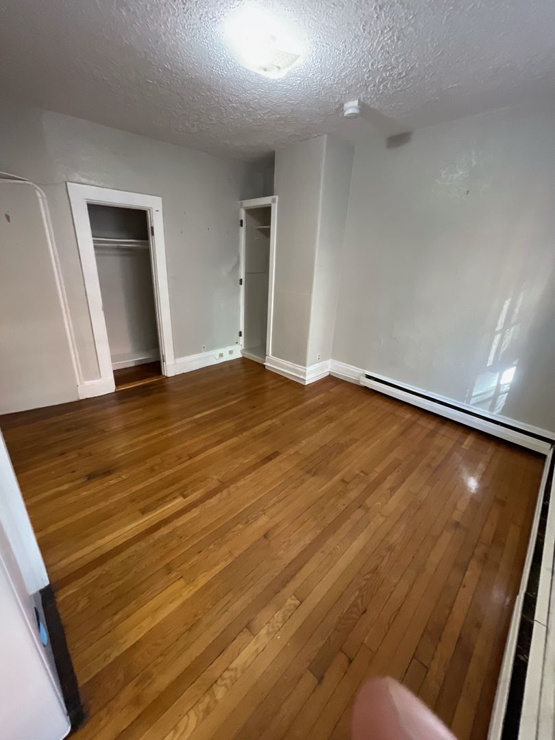 Boston Condo: 40 Anderson St