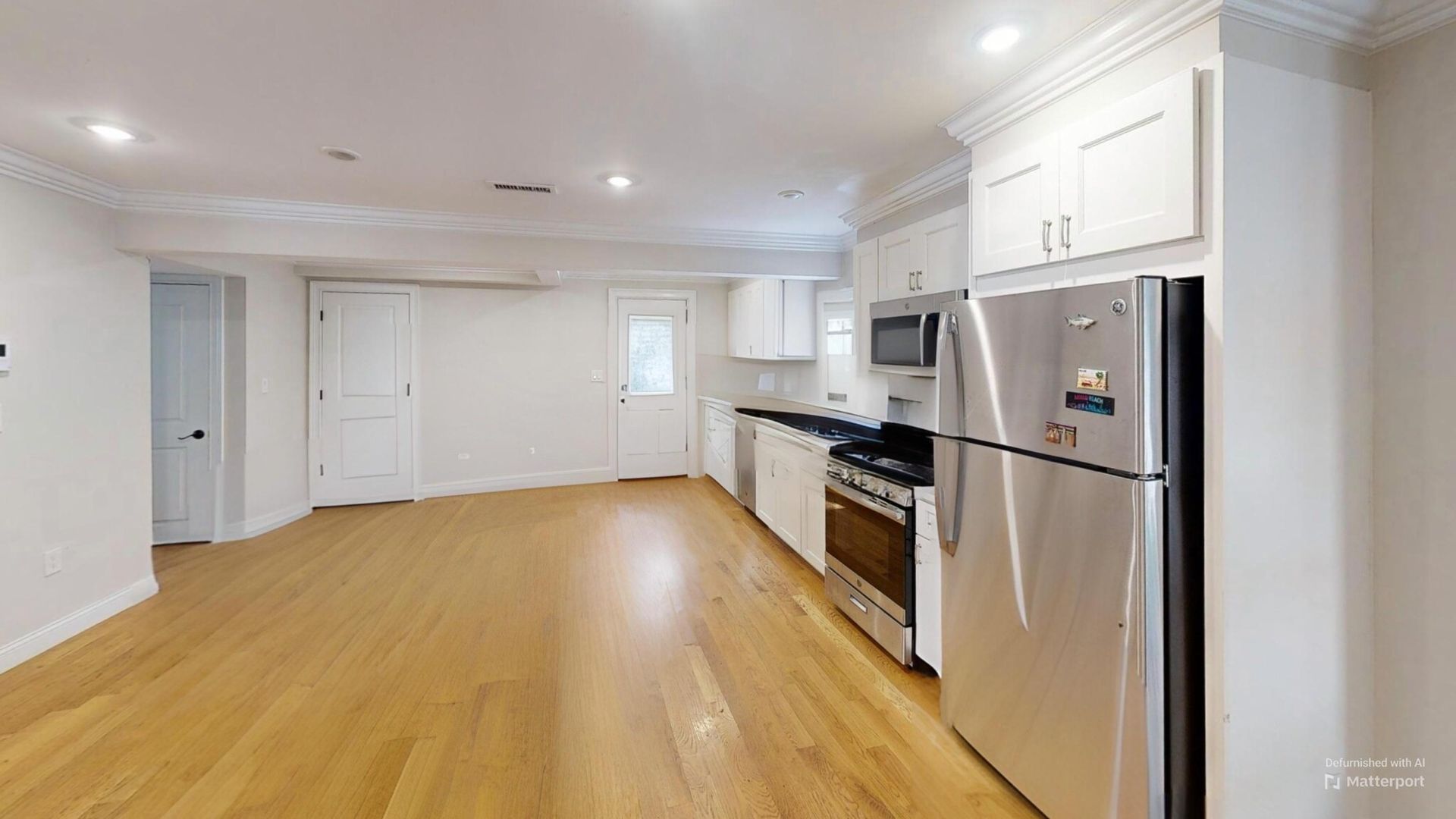 Boston Townhome: 66 Gordon St