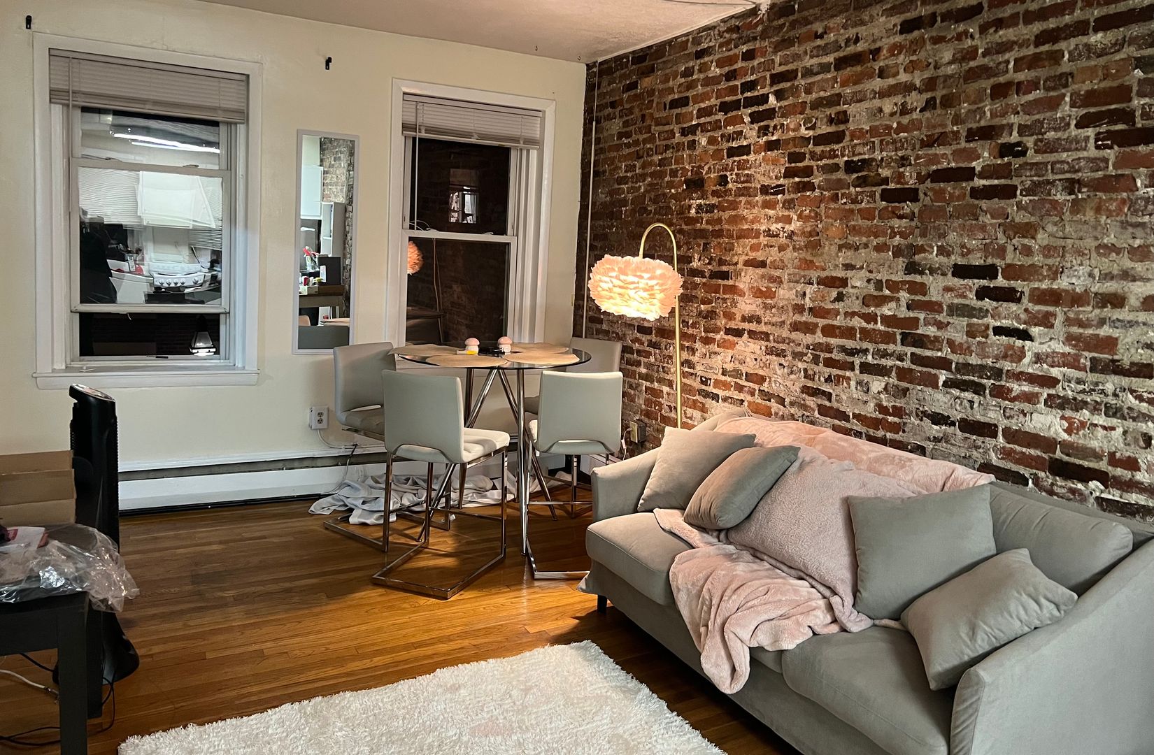 Boston House: 15B GARDEN St.,