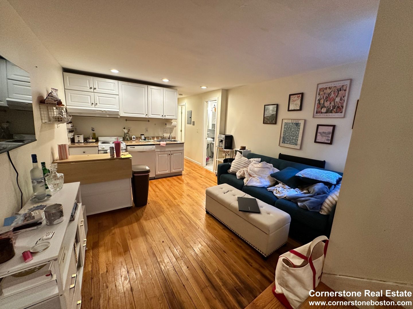 Boston Condo: 24 Phillips St.