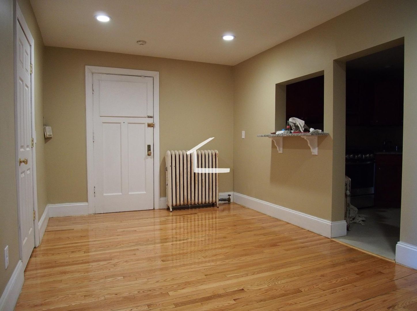 Brookline Condo: 76 Egmont St