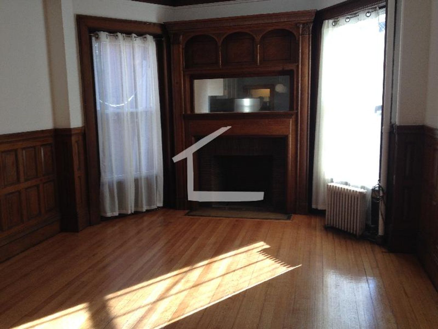 Boston Condo: 861 Beacon St