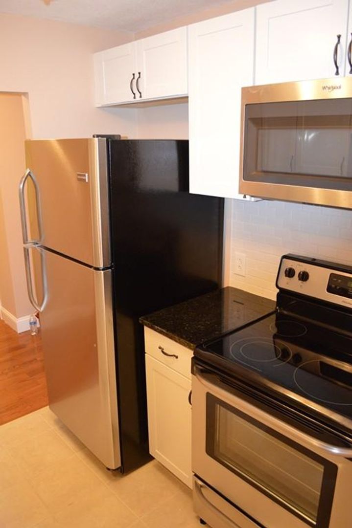 Boston Condo: 276 Chestnut Hill Ave