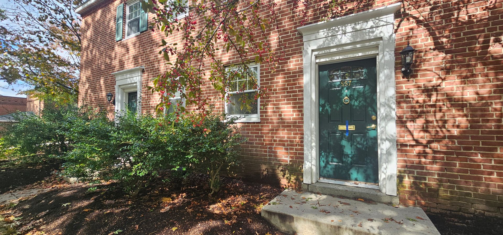 Boston Condo: 557 VFW Parkway