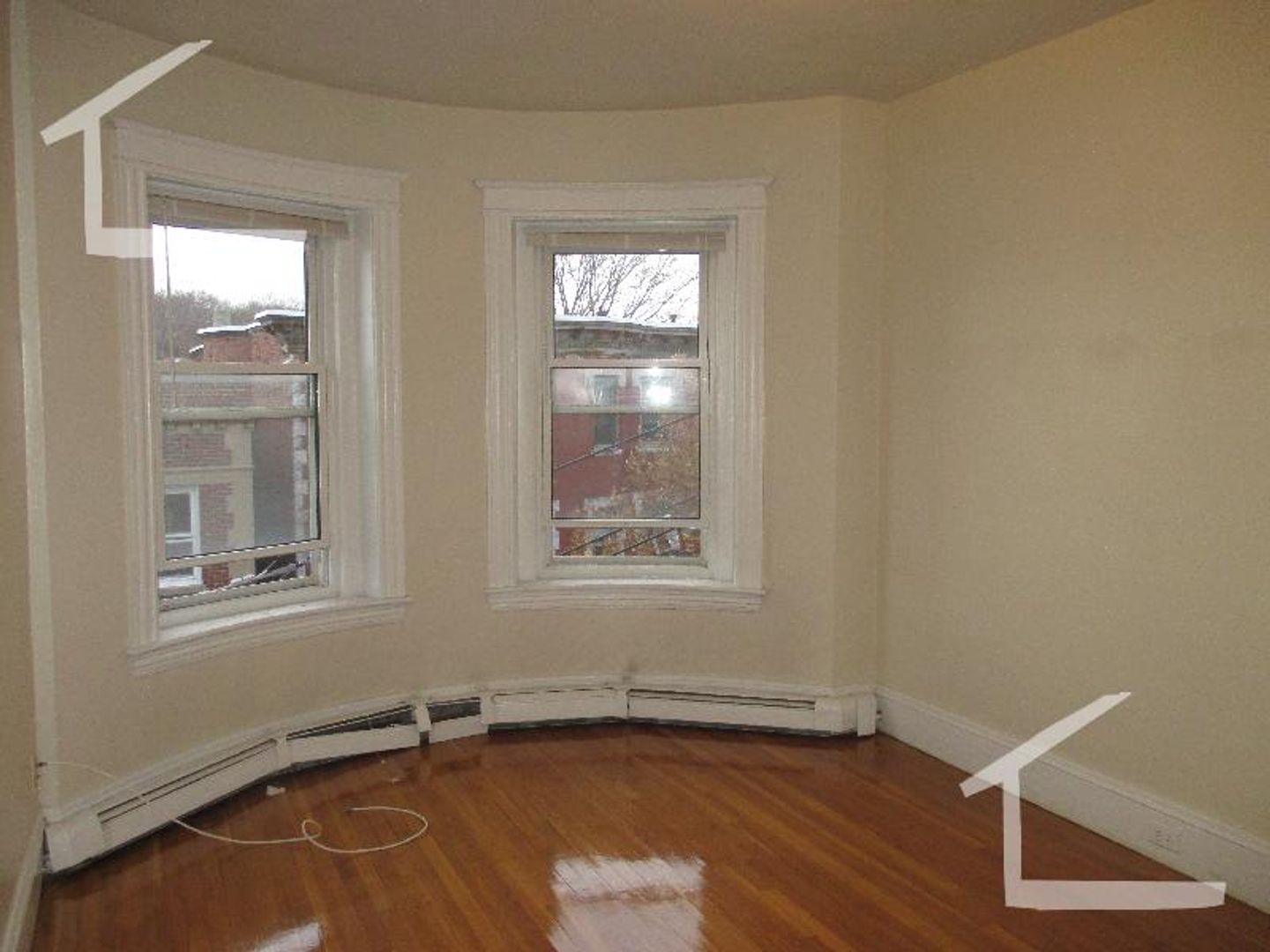 Brookline Condo: 190 Winthrop Road