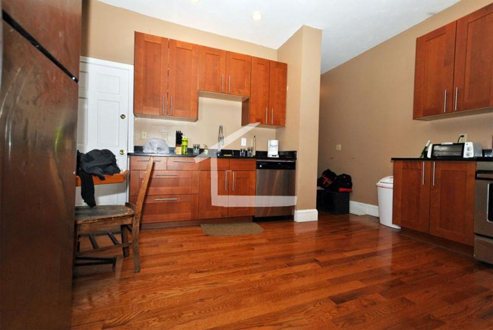 Allston Condo: 10 Glenville Ave