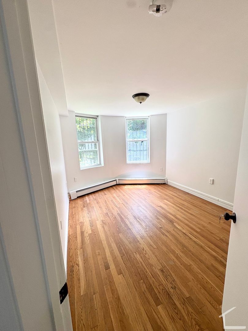 Boston Condo: 1680 Commonwealth Avenue