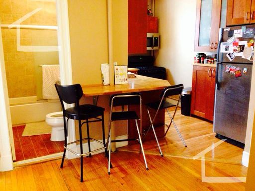 Nicely Renovated Unit in Brighton. Steps from the T Stop, Heat, Hot Water Included – photo 1
