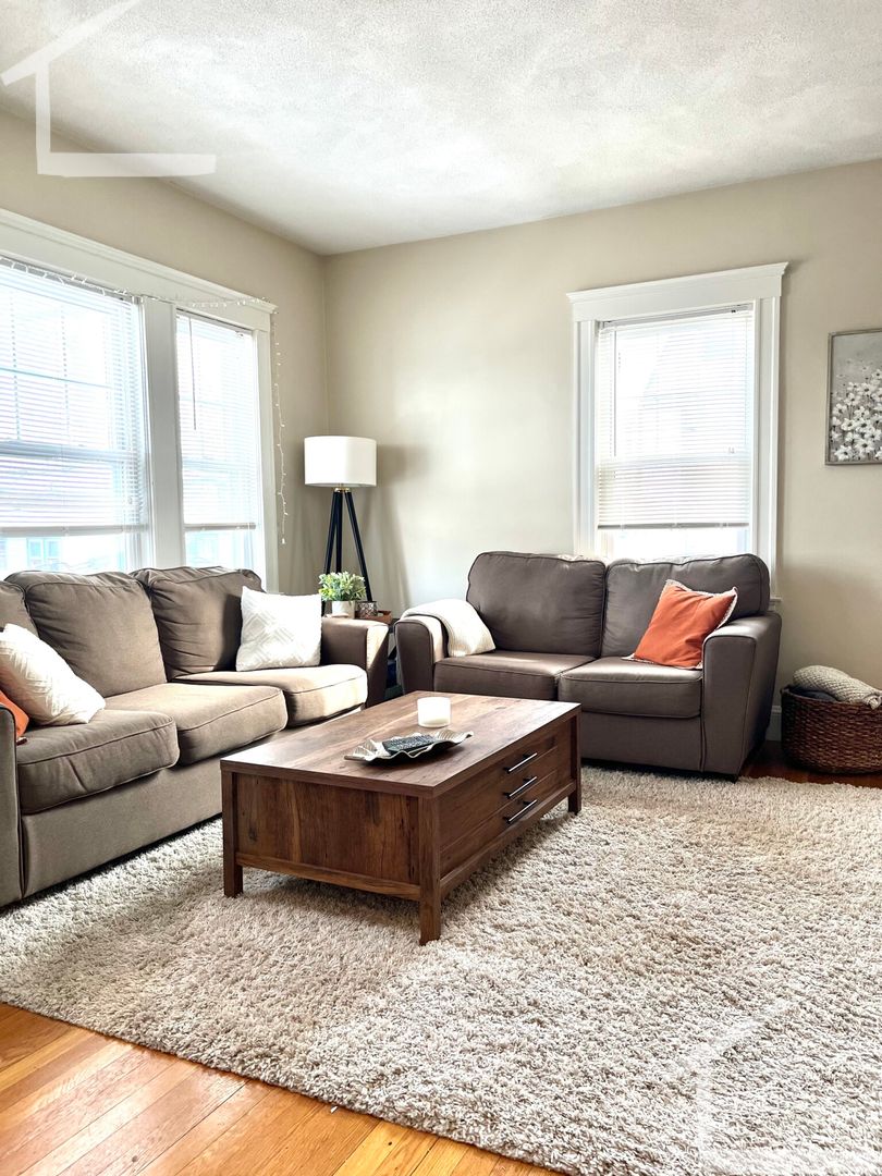 Boston Condo: 41 North Crescent Circuit