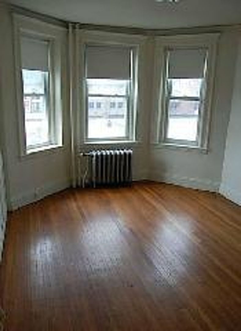 open House: 1179 Boylston St.