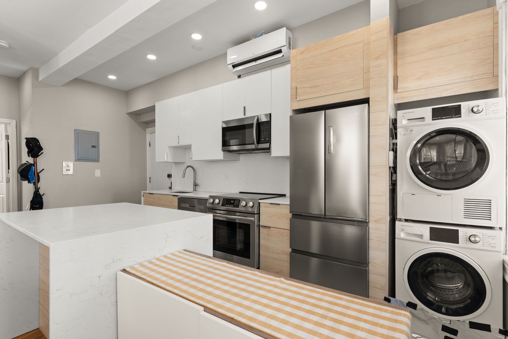 Boston Condo: 1082 Commonwealth