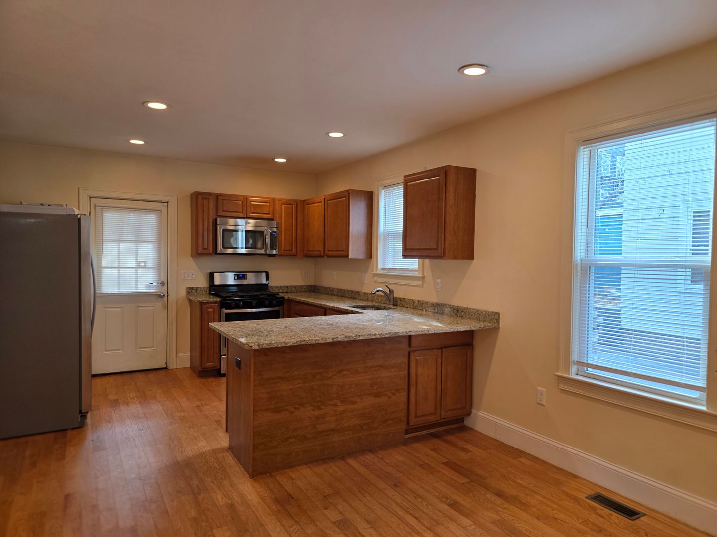 Allston Condo: 35 Pratt St