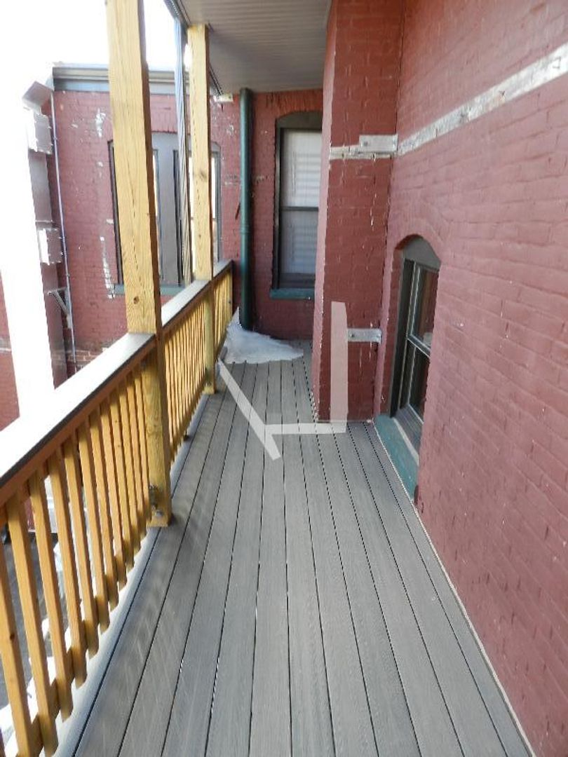 Boston Condo: 3 Sutherland Rd